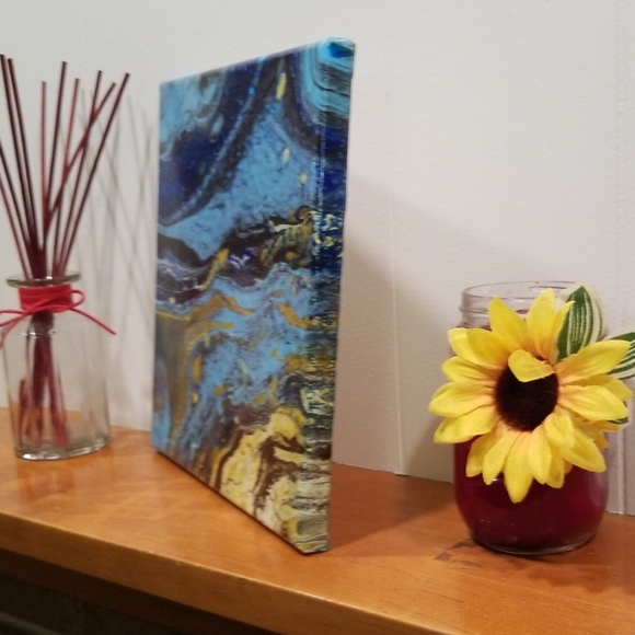 10"x10" Handmade paint pour - Picture 5 of 7